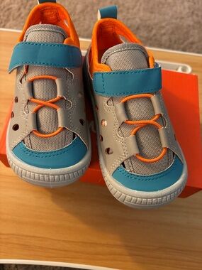 Oomphies Lagoon Grey, Orange & Teal Kids Velcro Sandals